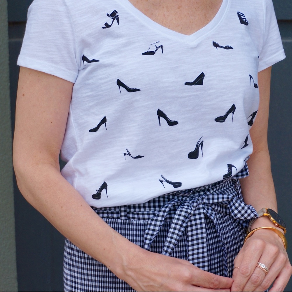 White House Black Market‎ Shoe Print Tee